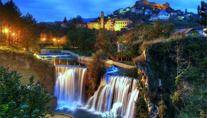 rijad-ceric-jajce-kraljevski-grad