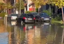 Poplave u Valoni (Vlorë), evakuisane 33 porodice, u nekim kvartovima ulice još uvijek pod vodom