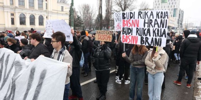 l-0cf46441575aba42ef2e20d2785867cc